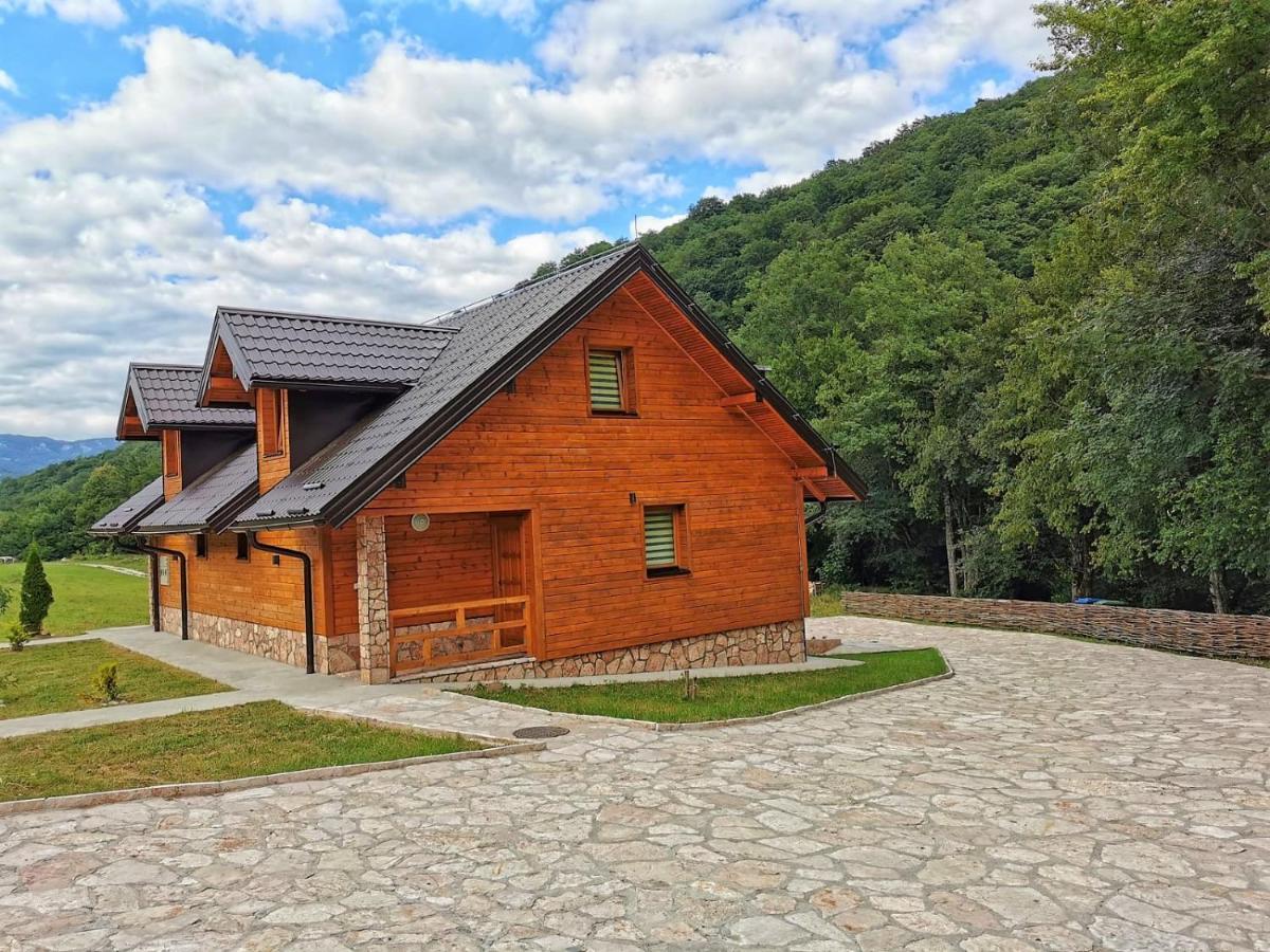 Vila "Maglic" Tjentiste Exteriör bild